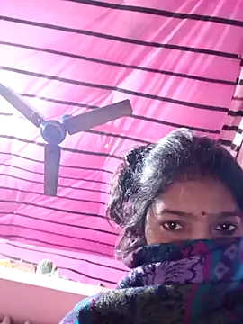 riyadas554321 online show from January 19, 2026, 3:21 am