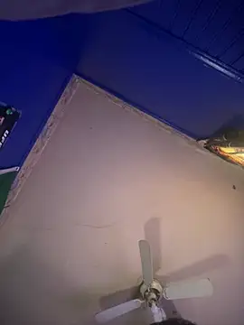 Snapshot of WhiteMeatsRican chatting on February 8, 2026, 2:09 pm WhiteMeatsRican online show from February 8, 2026, 2:09 pm