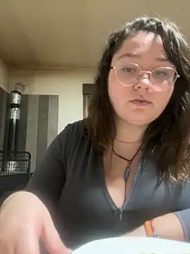 Snapshot of _maracr19_ chatting on February 16, 2026, 2:57 pm maracr19 online show from February 16, 2026, 2:57 pm