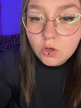 Snapshot of _maracr19_ chatting on March 1, 2026, 5:37 pm maracr19 online show from March 1, 2026, 5:37 pm