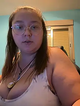  maracr19  online show from June 8, 2026, 9:37 pm