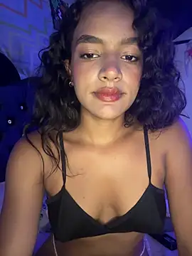 Nyxx Velariia online show from May 24, 2026, 3:22 am