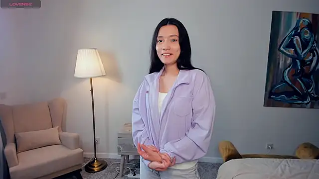 ReynaRhew online show from February 5, 2026, 5:12 am