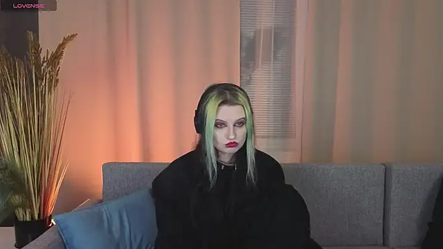 Snapshot of ToxicKittyy chatting on March 14, 2026, 9:20 pm ToxicKittyy online show from March 14, 2026, 9:20 pm