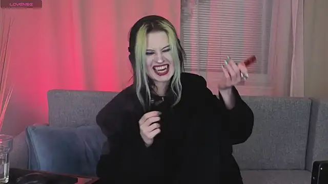 Snapshot of ToxicKittyy chatting on March 21, 2026, 9:18 pm ToxicKittyy online show from March 21, 2026, 9:18 pm