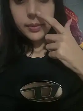 Tatat6 yy online show from May 5, 2026, 4:42 am