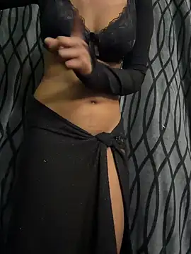 Sassyreyaaa online show from February 14, 2026, 7:21 pm