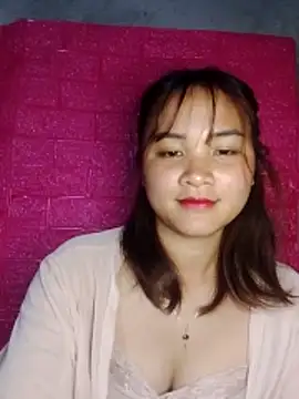 Lisakeem online show from April 29, 2026, 4:16 am
