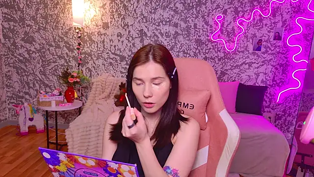 Snapshot of JinxMoon chatting on March 27, 2026, 4:40 pm JinxMoon online show from March 27, 2026, 4:40 pm