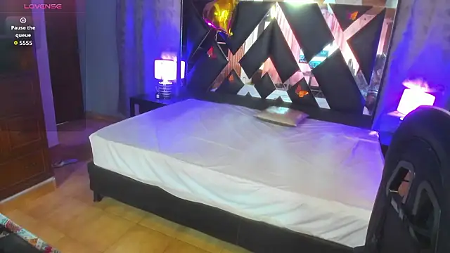 michell sweetiee online show from March 19, 2026, 7:29 pm