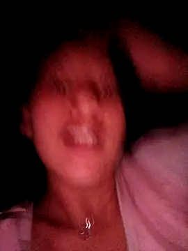 RoseeLuna online show from February 1, 2026, 4:33 am