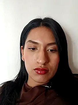 RoseeLuna online show from February 3, 2026, 5:29 pm