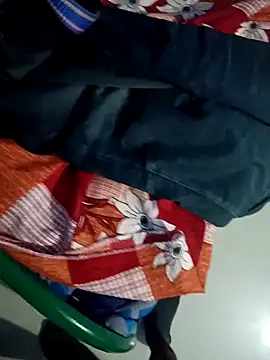 Snapshot of stylee_satheesh chatting on February 9, 2026, 9:19 pm stylee satheesh online show from February 9, 2026, 9:19 pm