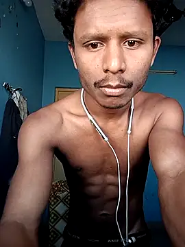 Snapshot of stylee_satheesh chatting on February 13, 2026, 3:13 am stylee satheesh online show from February 13, 2026, 3:13 am