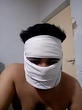 gujjuboysexy123 online show from May 9, 2026, 1:05 pm