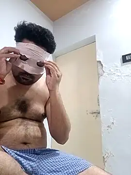 gujjuboysexy123 online show from July 26, 2026, 6:37 pm