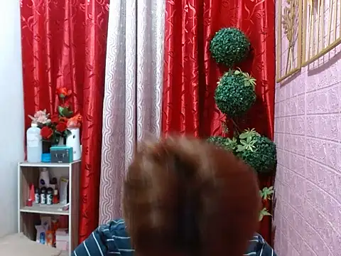 DRIN MIRABAL online show from February 6, 2026, 9:07 pm