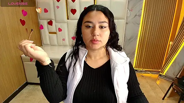 Zarath tf online show from March 8, 2026, 1:37 pm