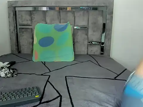 Master Ruthless777 online show from February 5, 2026, 12:43 pm