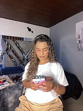 Snapshot of AngelPinkk_ chatting on February 16, 2026, 8:16 pm AngelPinkk online show from February 16, 2026, 8:16 pm