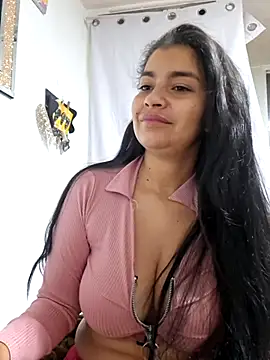 Scarlett Hot69 online show from June 17, 2026, 7:55 am