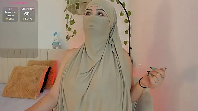  Amirah online show from May 11, 2026, 7:22 pm