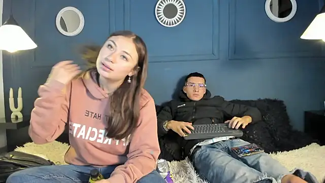 Snapshot of Iconic_souls chatting on February 3, 2026, 2:00 pm Iconic souls online show from February 3, 2026, 2:00 pm