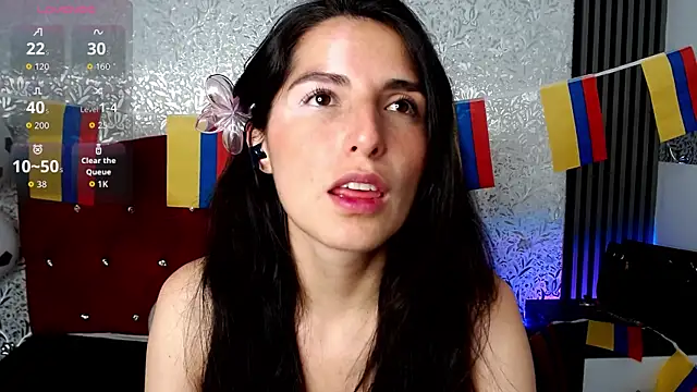 MiaVelasquez01 online show from June 17, 2026, 4:19 pm