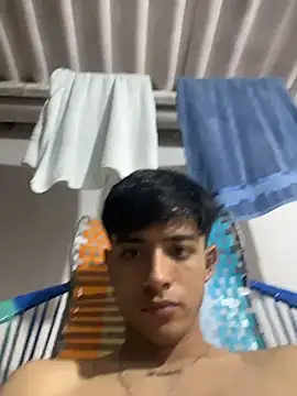 ToreT010 online show from February 6, 2026, 6:51 am