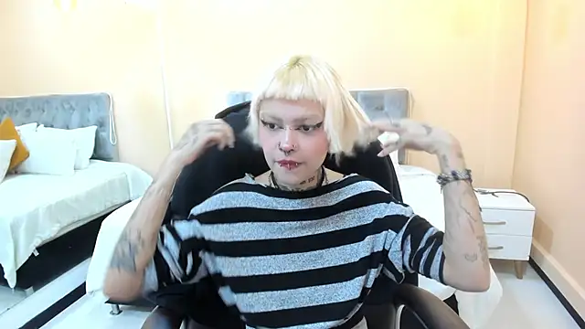 Snapshot of Bela_Craxkerr chatting on March 27, 2026, 7:57 pm Bela Craxkerr online show from March 27, 2026, 7:57 pm