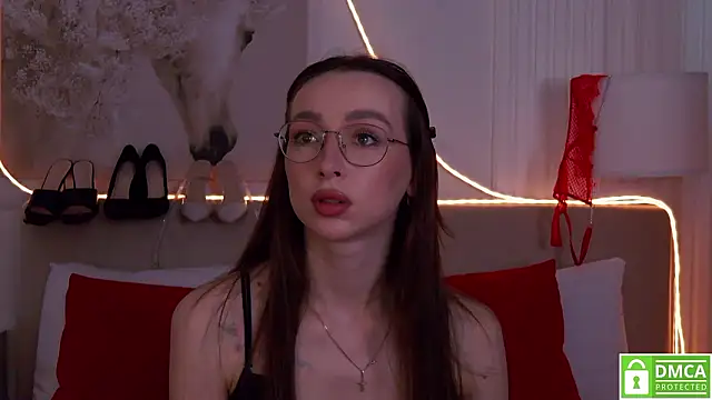 Emily Simon online show from February 13, 2026, 5:36 am