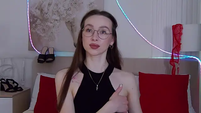Emily Simon online show from April 28, 2026, 5:34 am