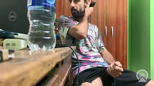 Snapshot of aircum99 chatting on April 4, 2026, 3:05 am aircum99 online show from April 4, 2026, 3:05 am