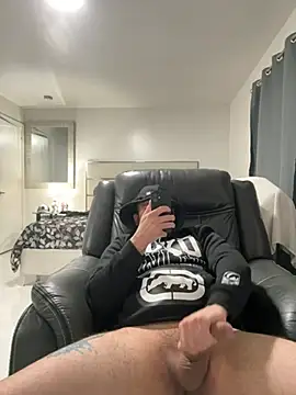 J thebeastxxx online show from January 15, 2026, 12:48 am