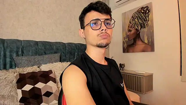 Alhan Twink online show from June 30, 2026, 4:24 am