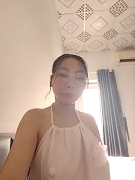 Famrita online show from May 8, 2026, 1:11 am