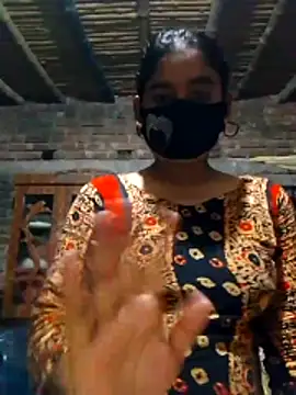 Hot Sweeti online show from February 28, 2026, 1:45 pm