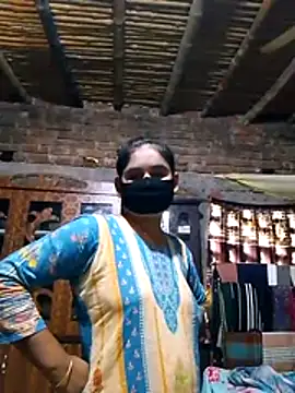 Hot Sweeti online show from March 24, 2026, 6:51 am