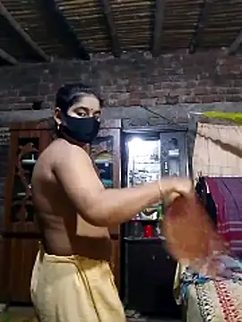 Hot Sweeti online show from April 24, 2026, 7:27 pm
