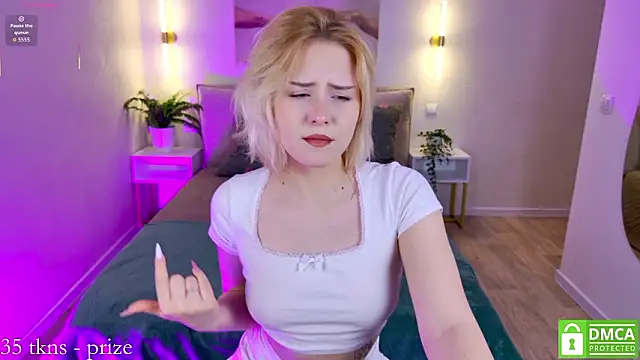 jayjanice online show from February 3, 2026, 1:27 pm