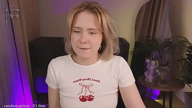 jayjanice online show from March 21, 2026, 2:42 pm