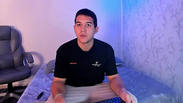 Tadeo vega  online show from February 4, 2026, 3:23 am