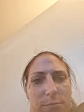 LadySn0w26 online show from April 23, 2026, 7:16 pm
