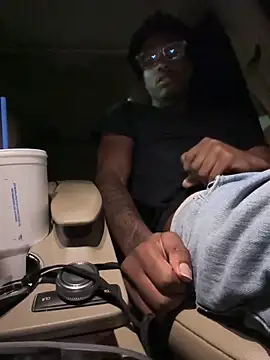 Bigdicktrick227 online show from May 5, 2026, 2:08 am