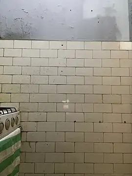 Snapshot of anita1825 chatting on February 13, 2026, 1:29 pm anita1825 online show from February 13, 2026, 1:29 pm