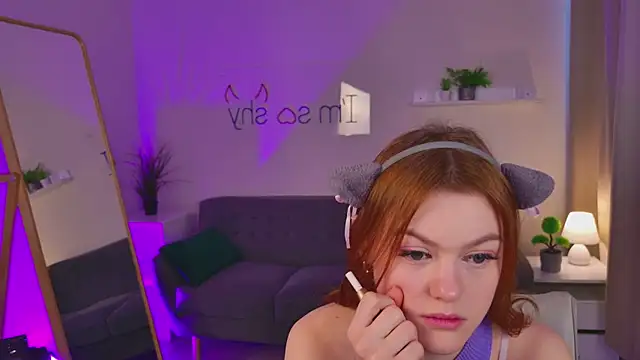 Lily Mio online show from February 5, 2026, 12:54 pm