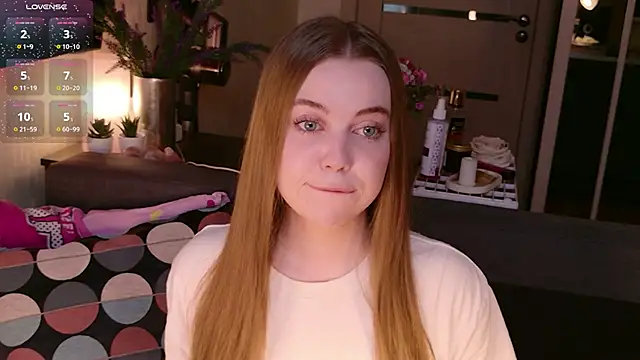 Snapshot of bratwifelina chatting on March 19, 2026, 7:12 am bratwifelina online show from March 19, 2026, 7:12 am