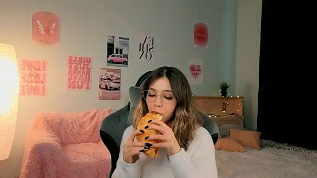 dinnerwithflowers online show from March 3, 2026, 1:06 pm