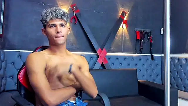 Axelgreyder online show from February 5, 2026, 11:26 am