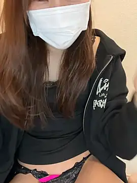 Snapshot of Miwa__15 chatting on March 11, 2026, 8:48 pm Miwa 15 online show from March 11, 2026, 8:48 pm
